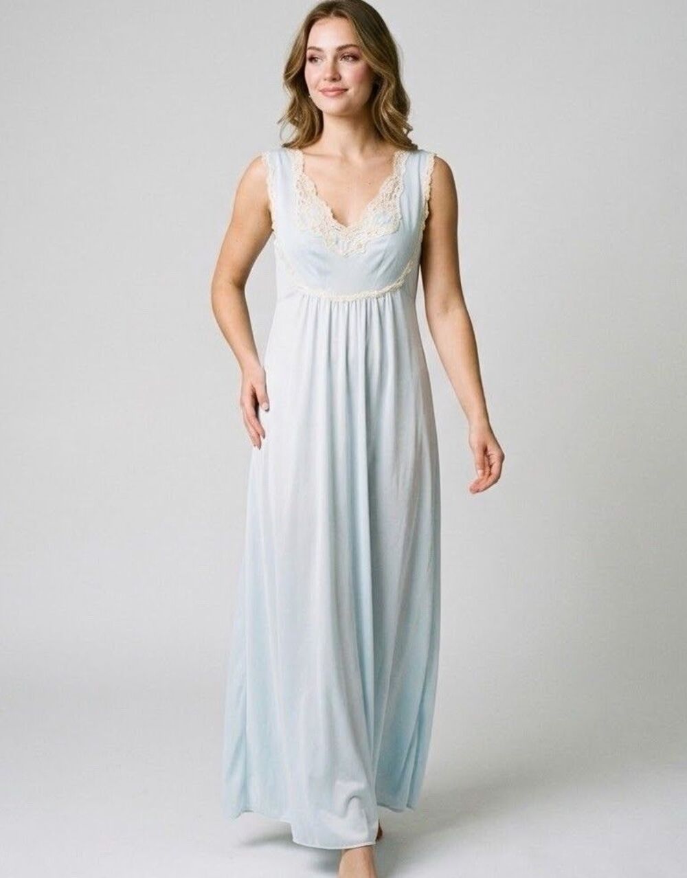 VTG Kayser Baby Blue Empire Waist Maxi Slip Nightgown Romantic Fairycore Sz34